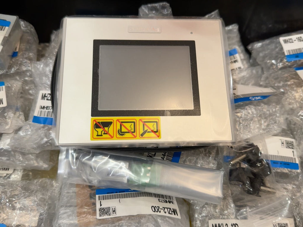 1pc new for PROFACE PFXGP4201TADW