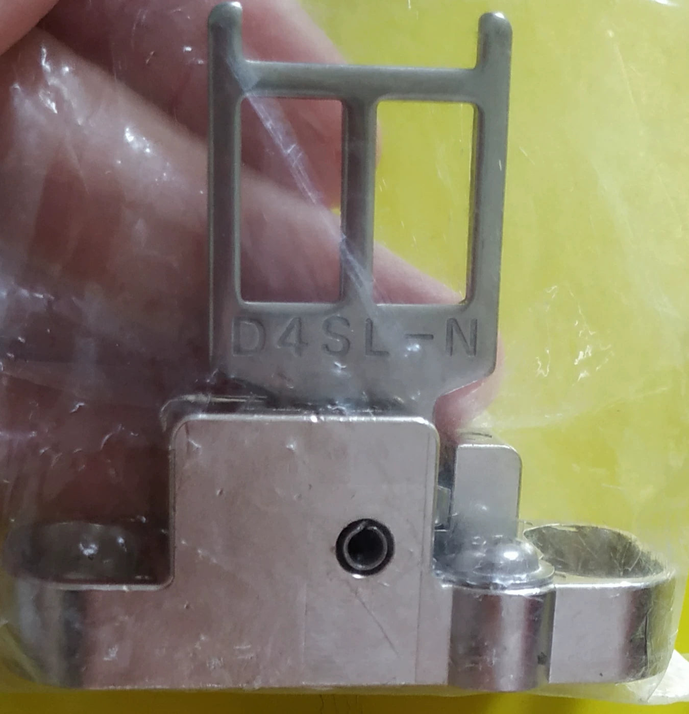 1pc New   Omron D4SL-NK5
