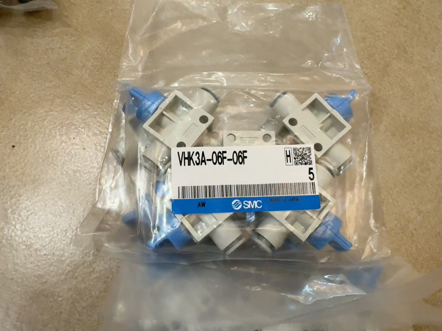 1pc new for SMC VHK3A-06F-06F