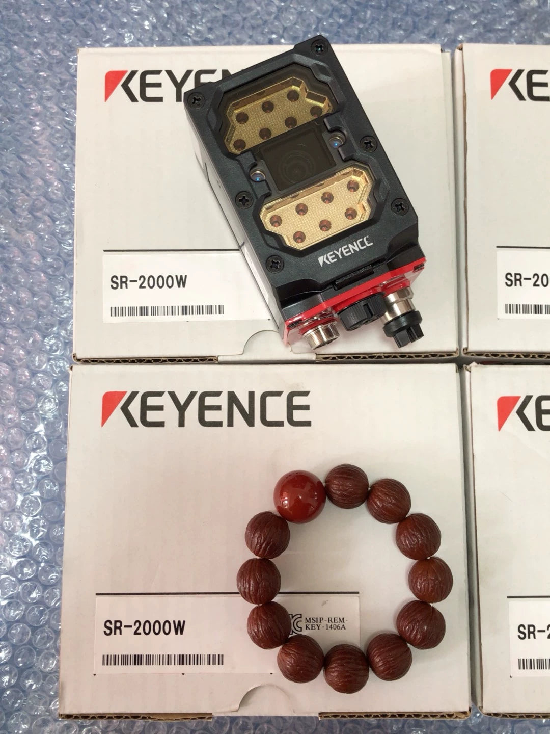 1pc New   KEYENCE SR-2000W