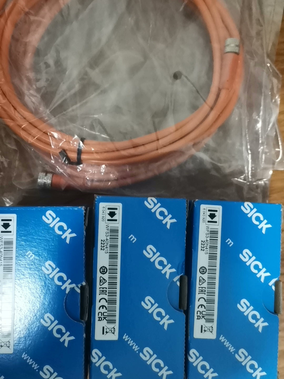 1pc new in box freeshipping SICK WFS3-40N415