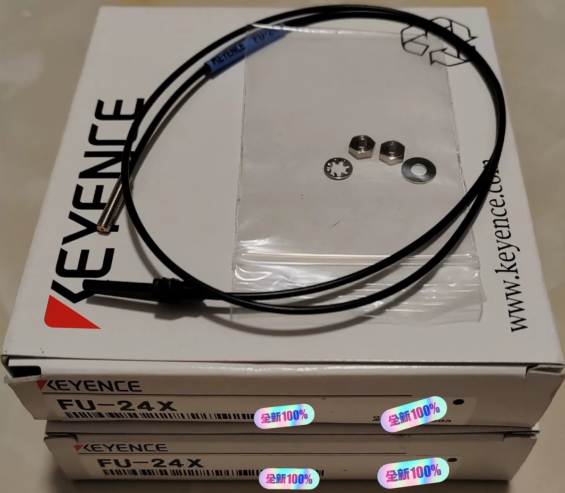 1pc New   KEYENCE FU-24X
