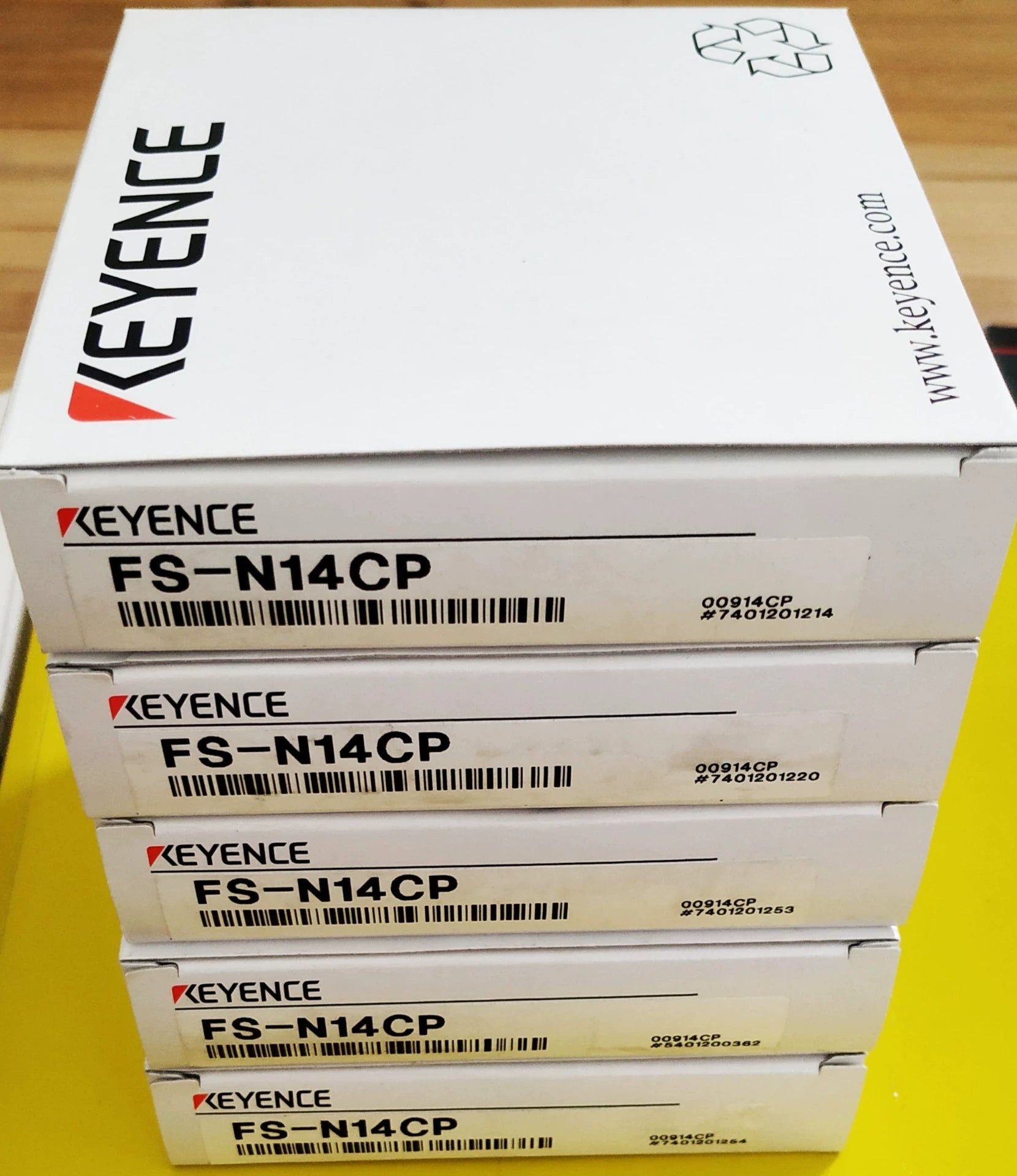 1pc New   KEYENCE FS-N14CP
