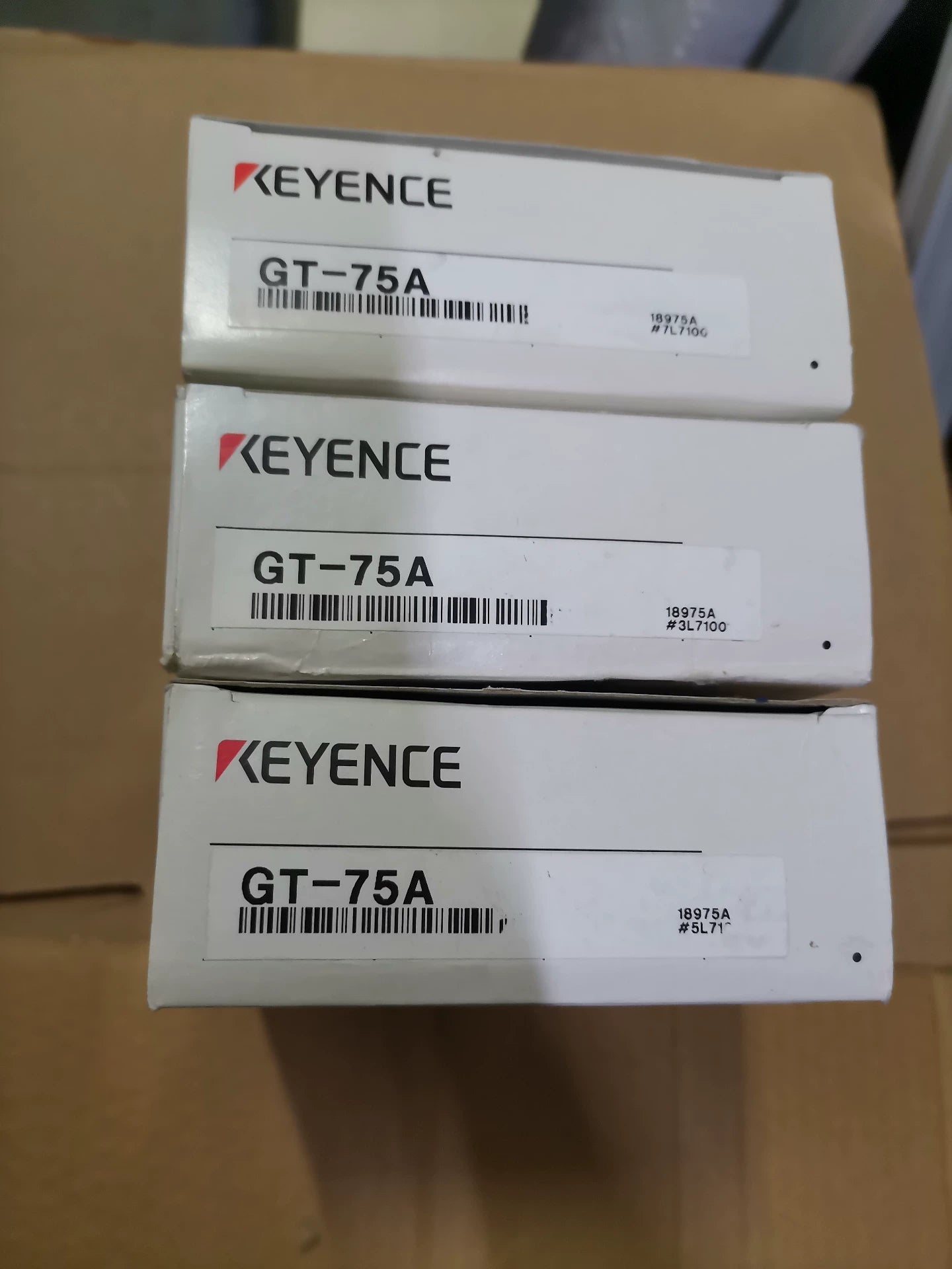 1pc New   KEYENCE GT-75A