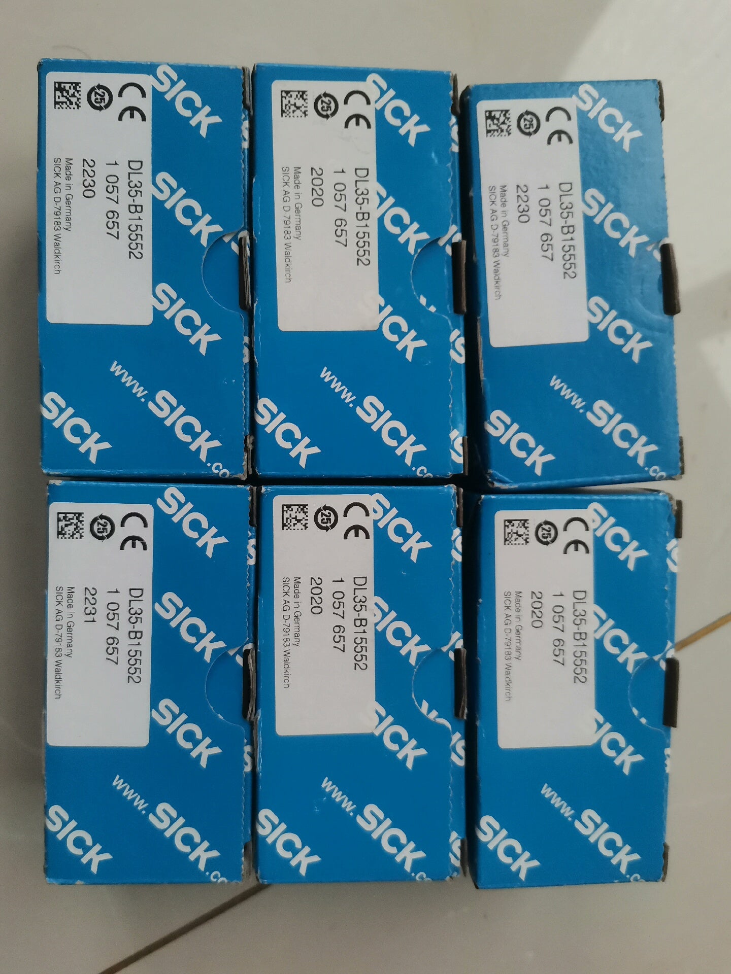 1pc new in box freeshipping SICK DL35-B15552