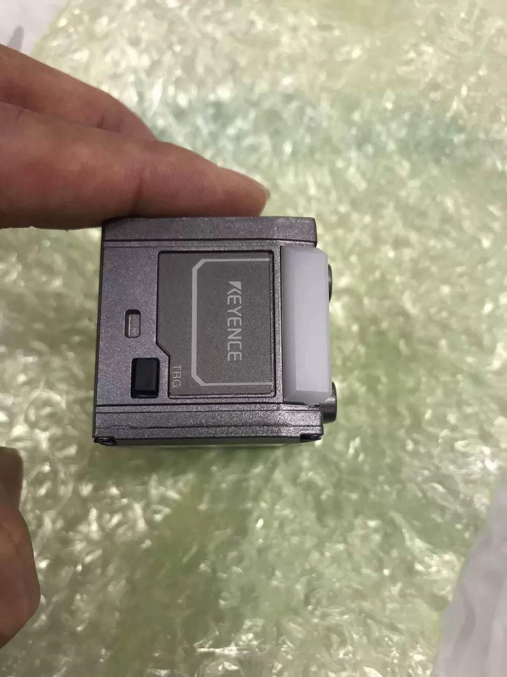 1pc New   KEYENCE SR-X100