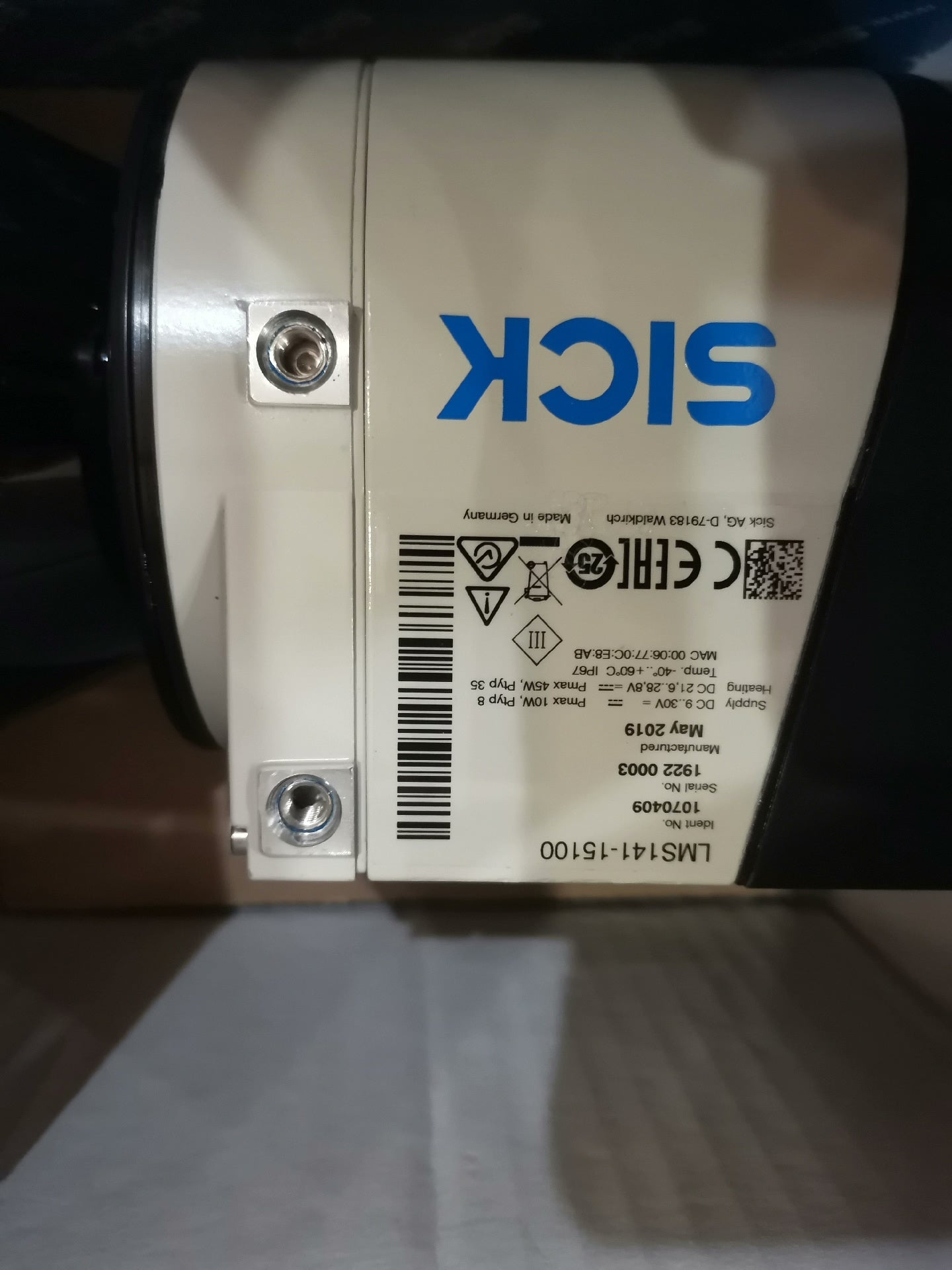 1pc new in box freeshipping SICK LMS141-15100