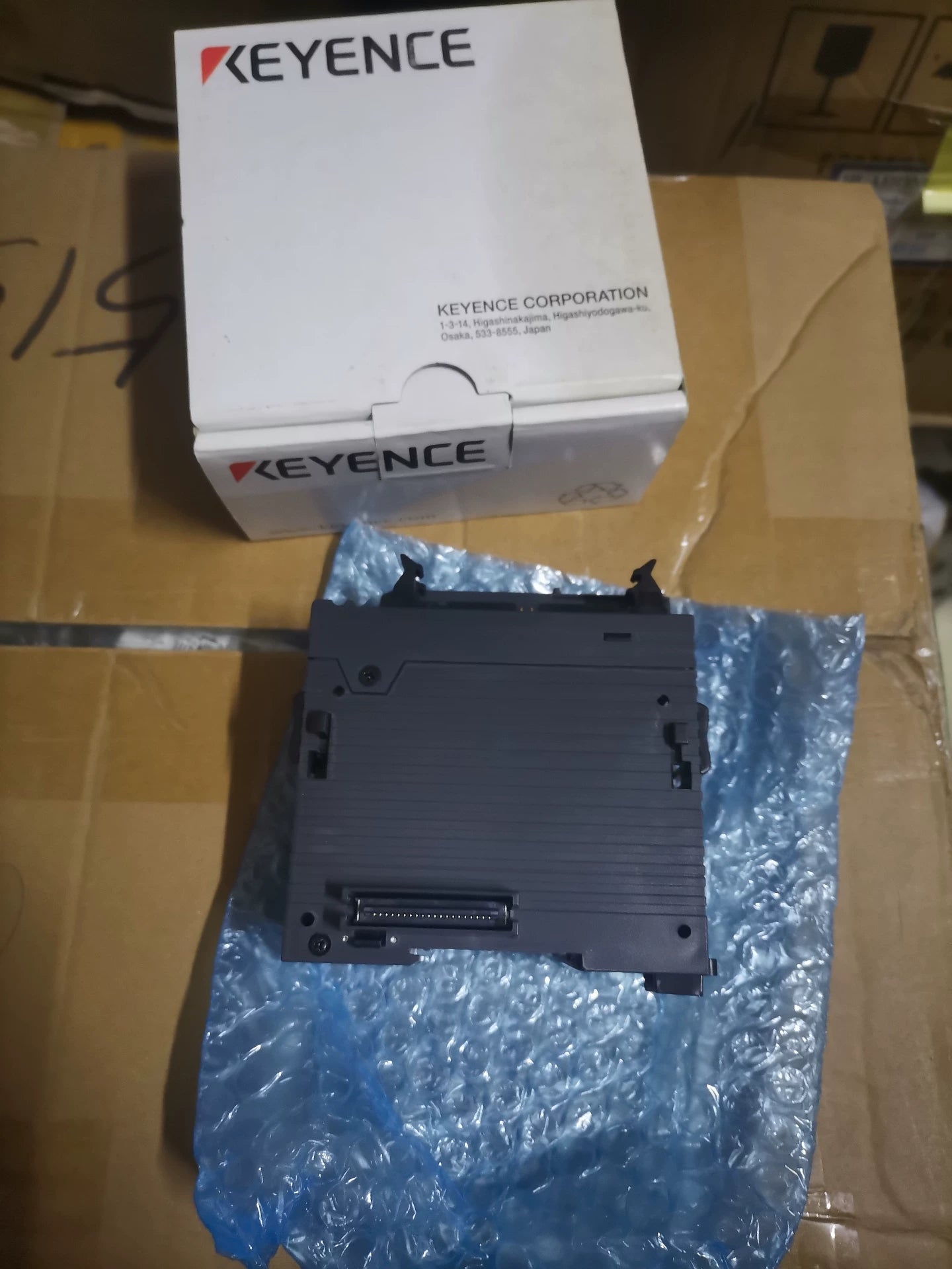 1pc New   KEYENCE KV-MC40V