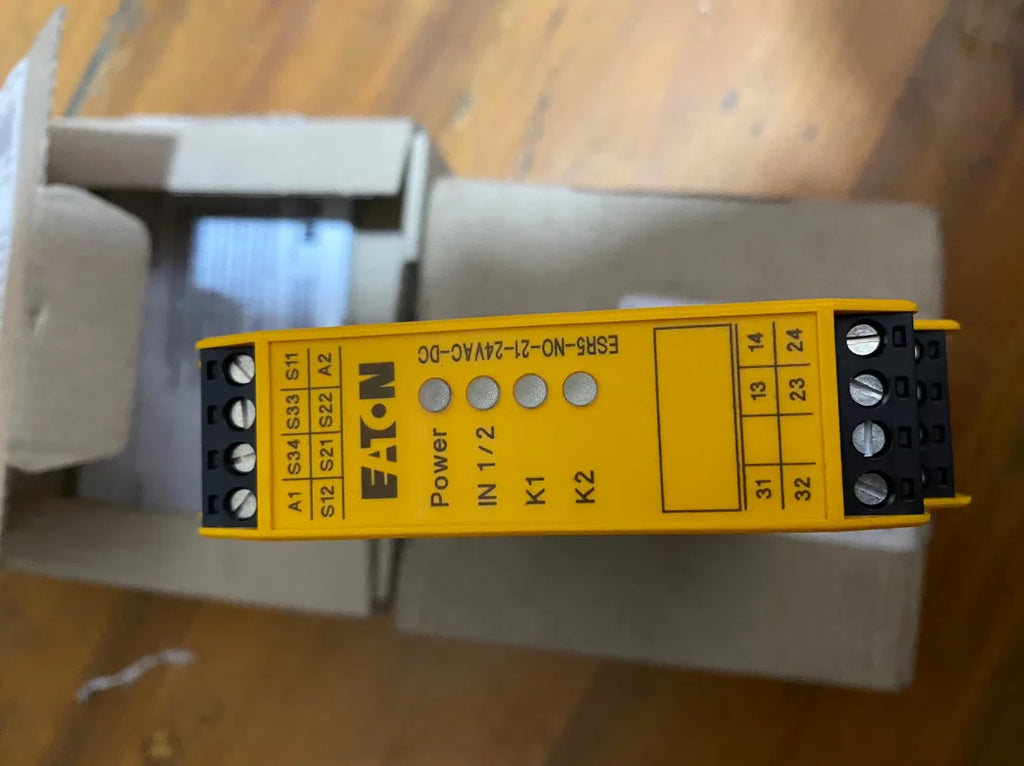 1pc new  EATON ESR5-NO-21  24VAC