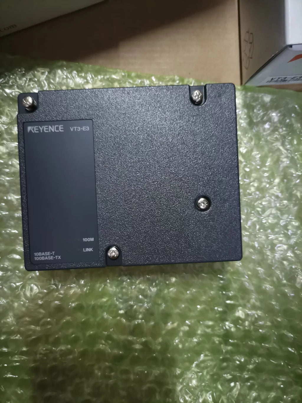 1pc New   KEYENCE VT3-E3