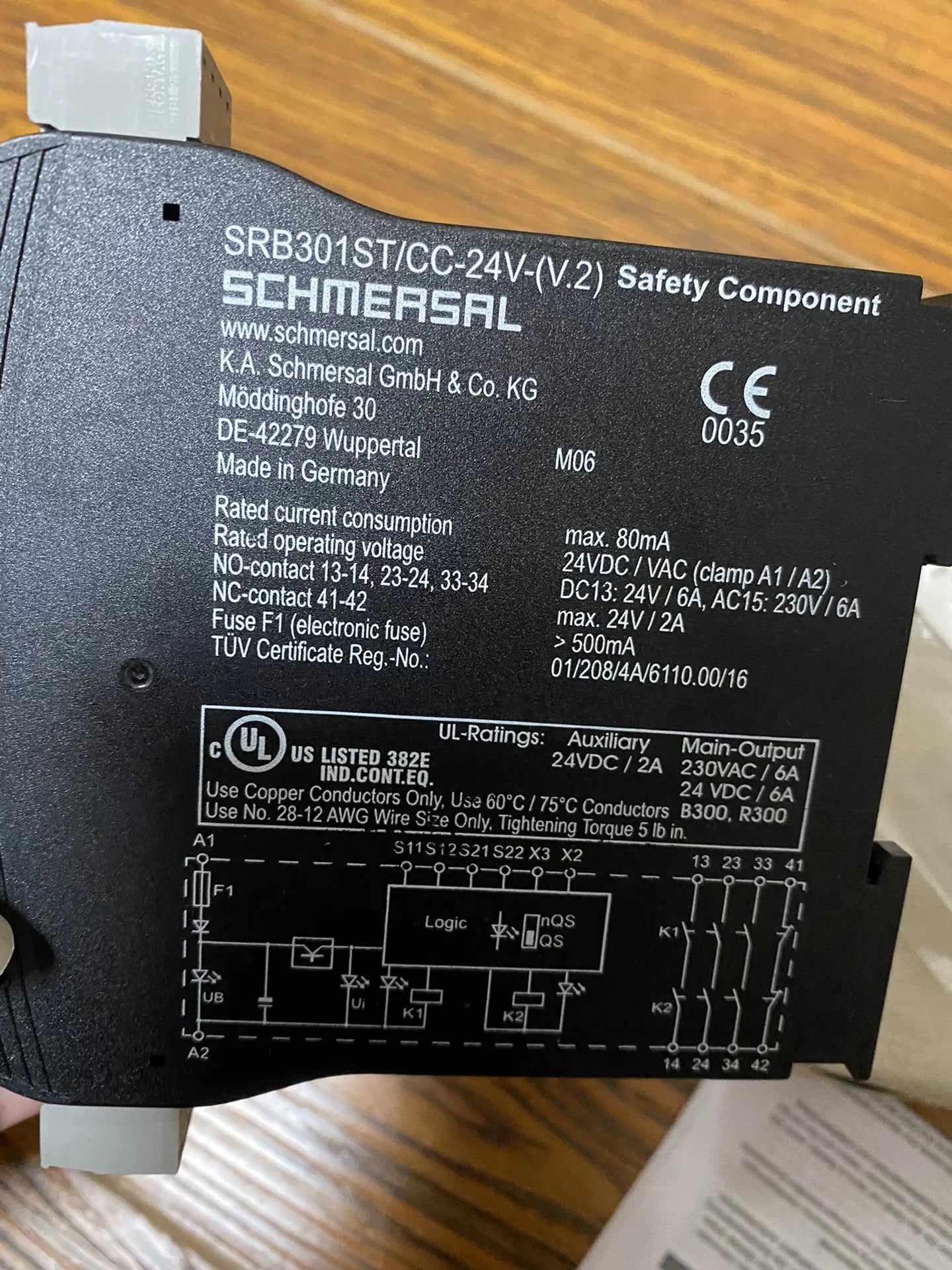 1pc new  SCHMERSAL  SRB301ST/CC-24V