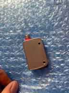 1pc New   KEYENCE LR-ZH500C3P