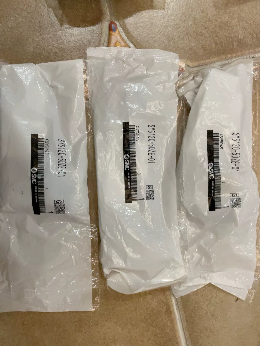 1pc new for SMC SY5120-5LZ-C8