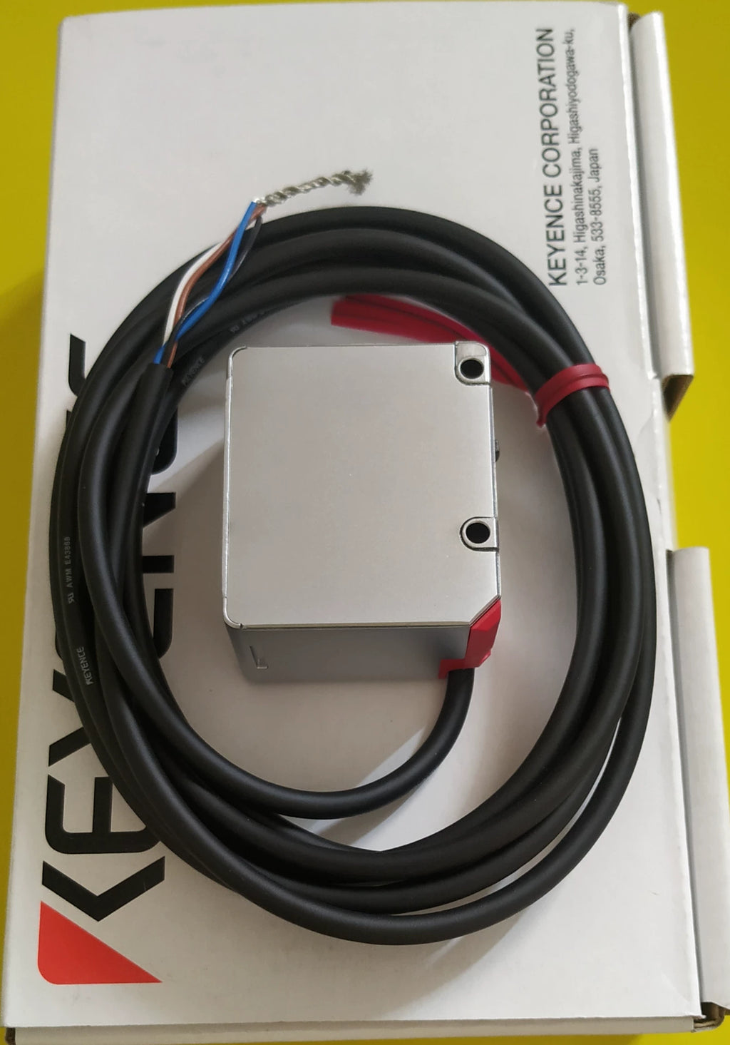 1pc New   KEYENCE LR-W500