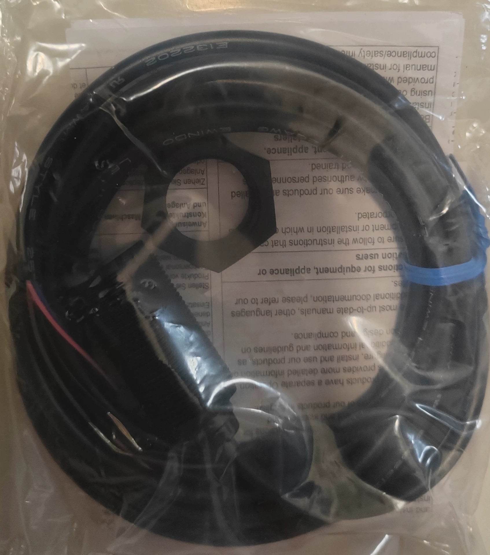 1pc New   KEYENCE E3FA-DN12