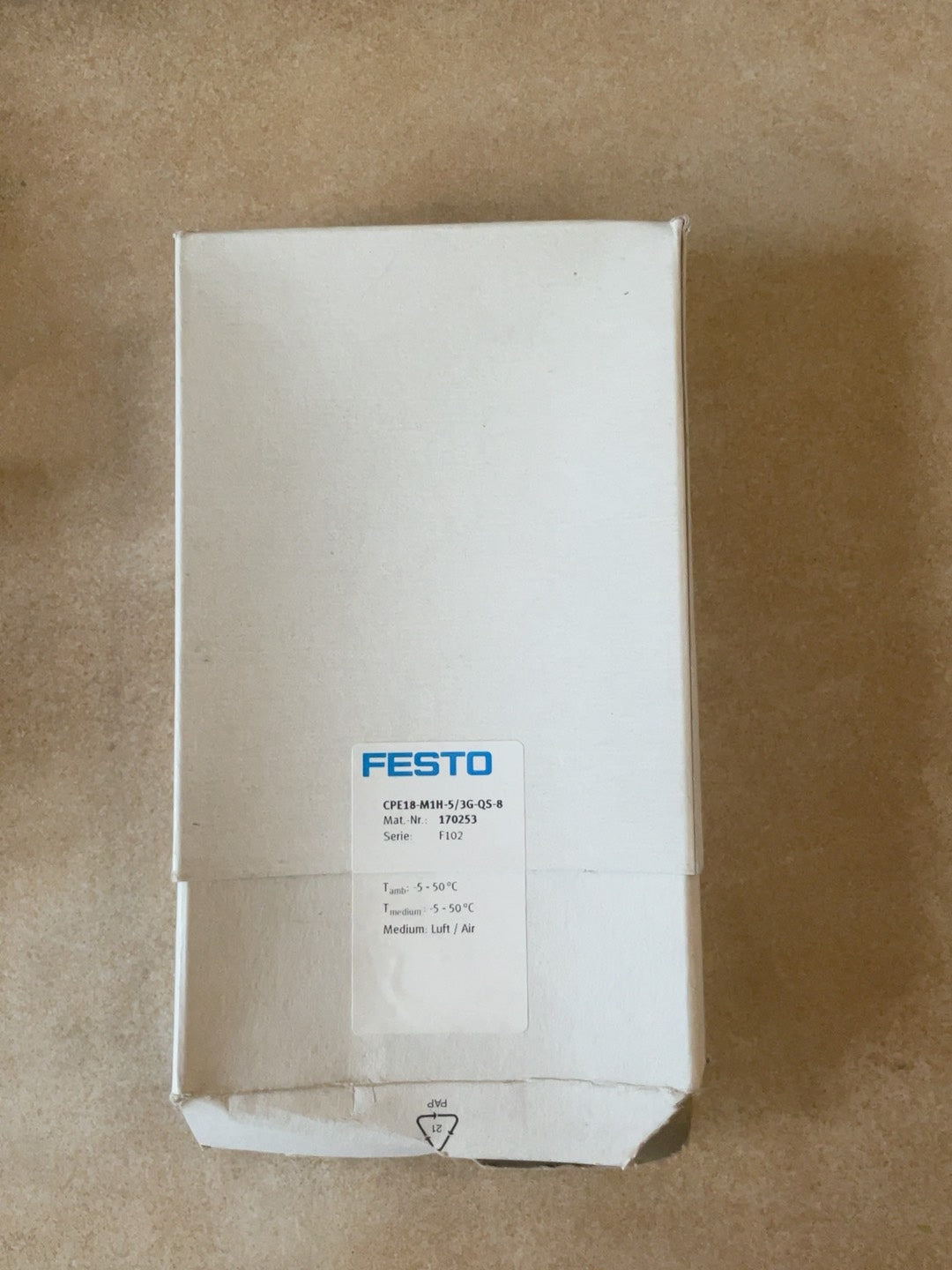 1pc new for FESTO CPE18-M1H-5/3G-QS-8