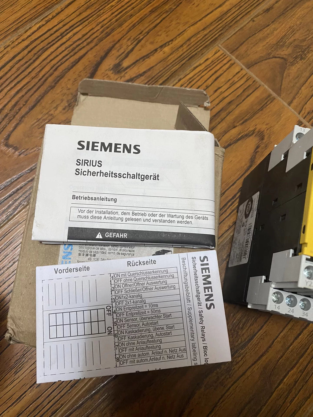1pc new  SIEMENS 3TK2826-1BB40