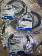 1pc New   Omron E32-T11R