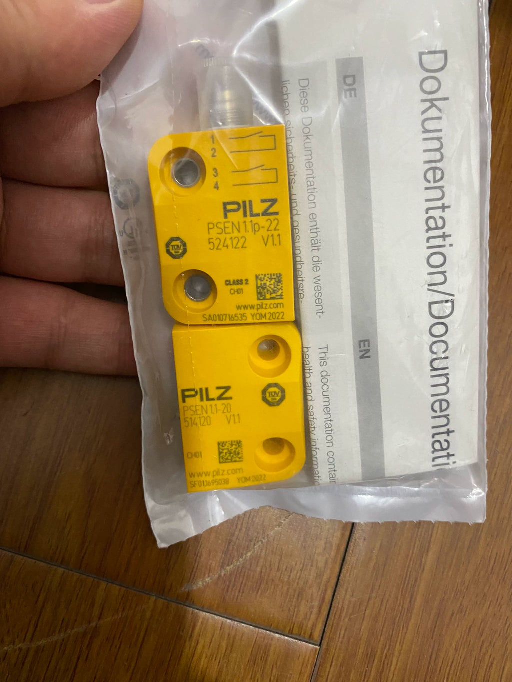 1pc new  PILZ PSEN 1.1p-22/PSEN 1.1-20 504222