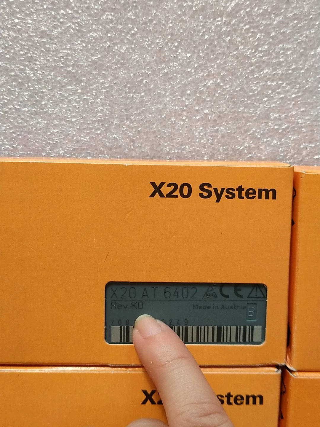 1pc New   B+R X20AT6402