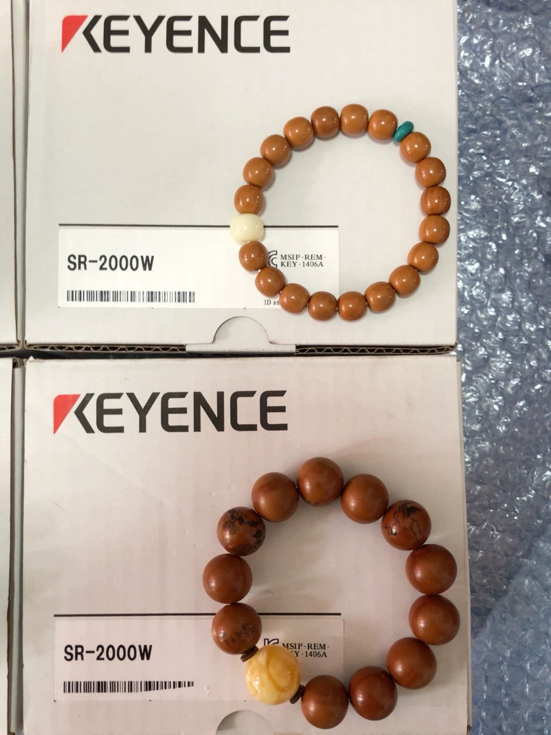1pc New   KEYENCE SR-2000W