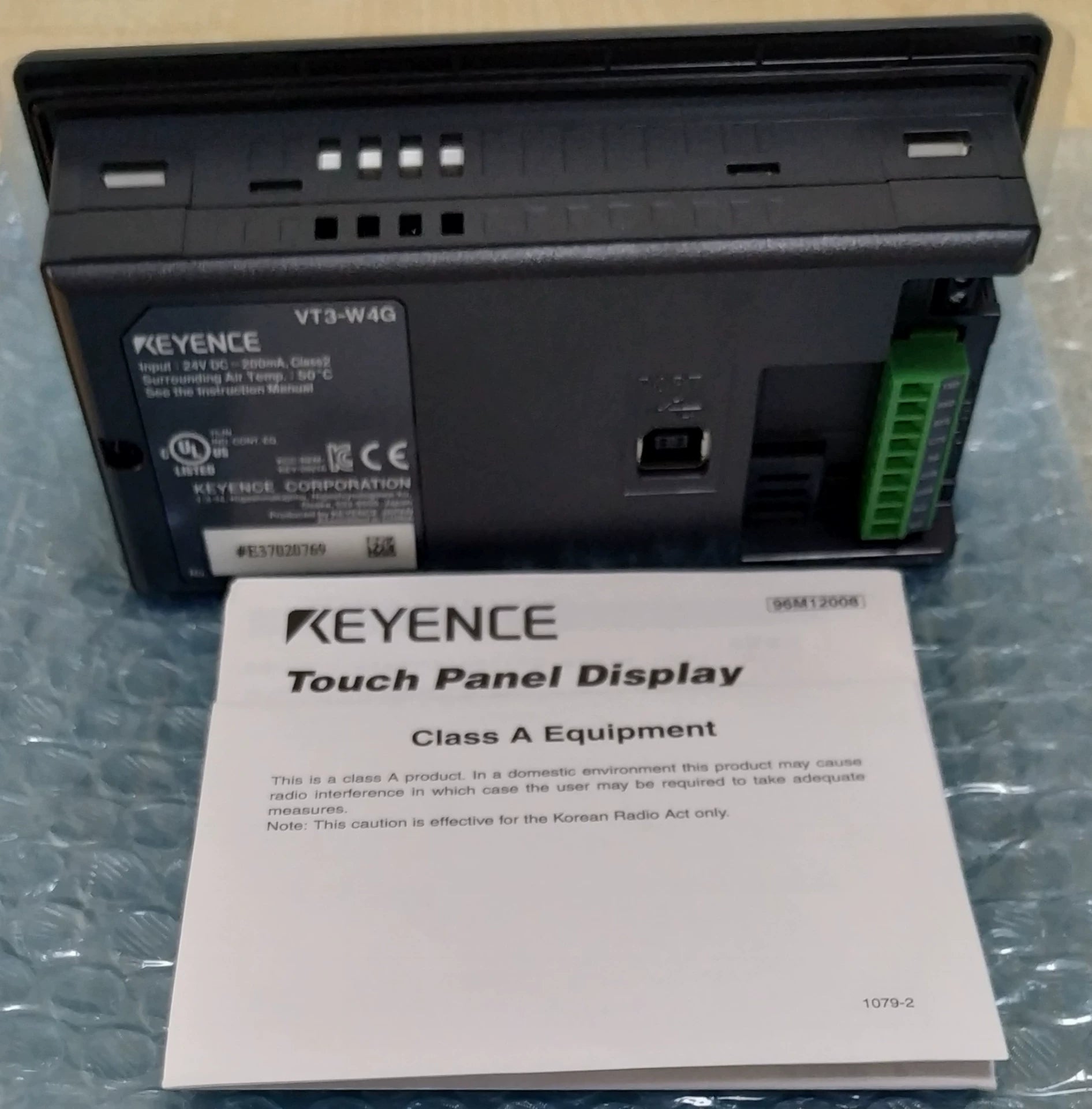 1pc New   KEYENCE VT3-W4G
