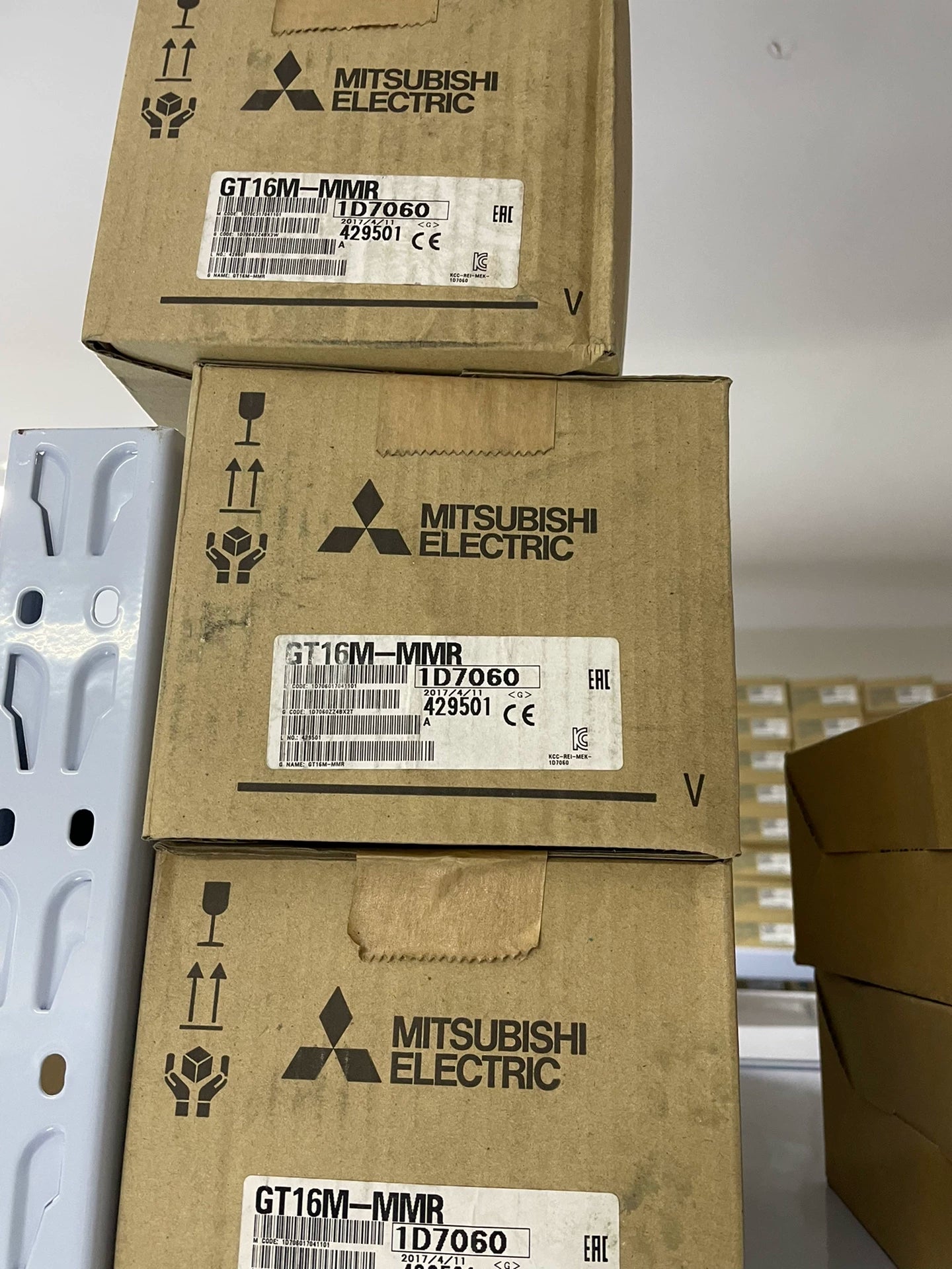 1PC NEW  Mitsubishi GT16M-MMR