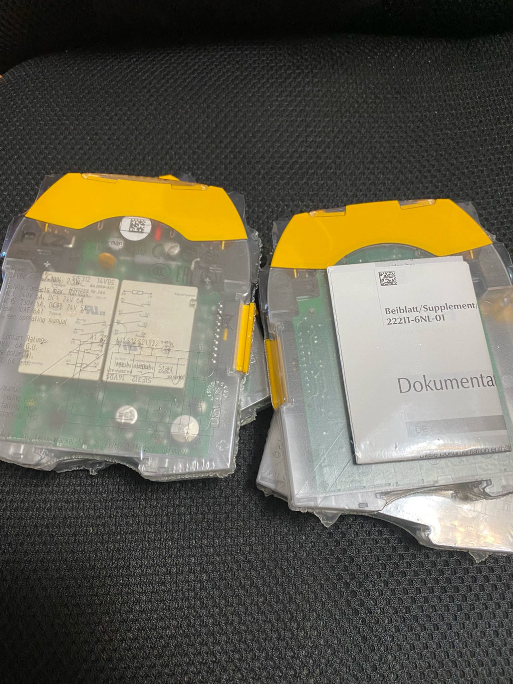 1pc new  PILZ 751103