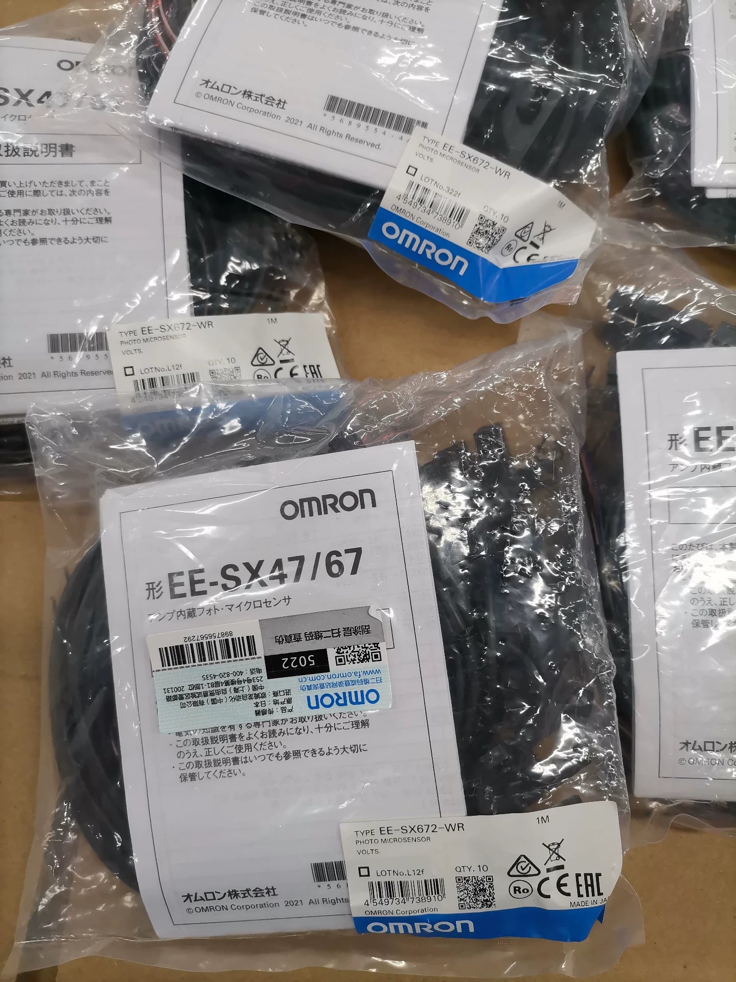 1pc New   Omron EE-SX672-WR