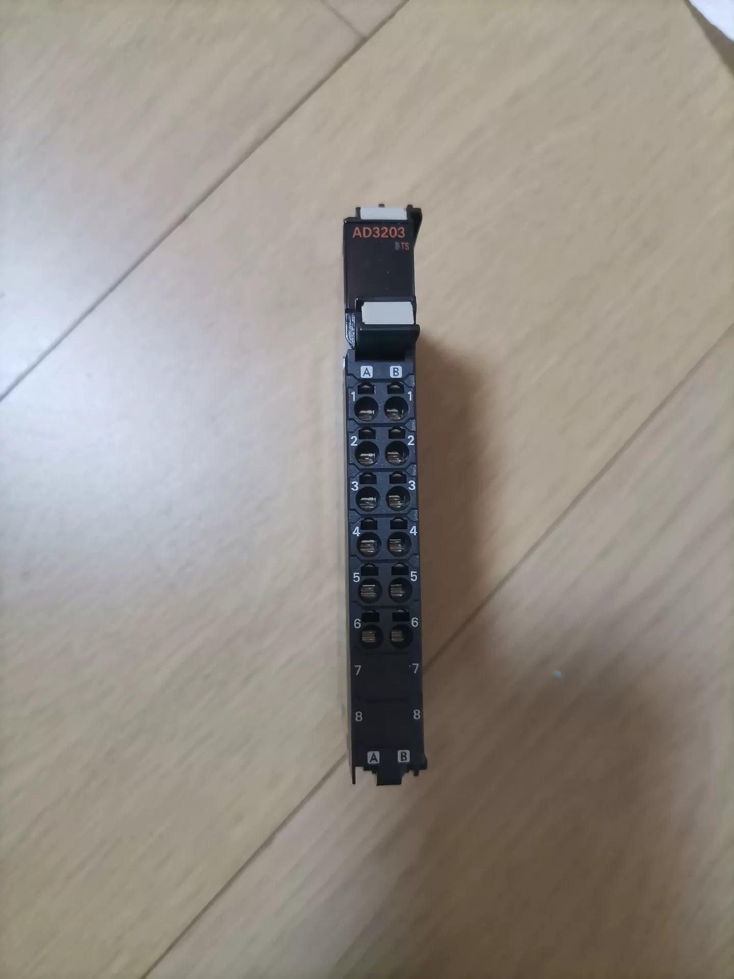 1pc New   Omron NX-AD3203