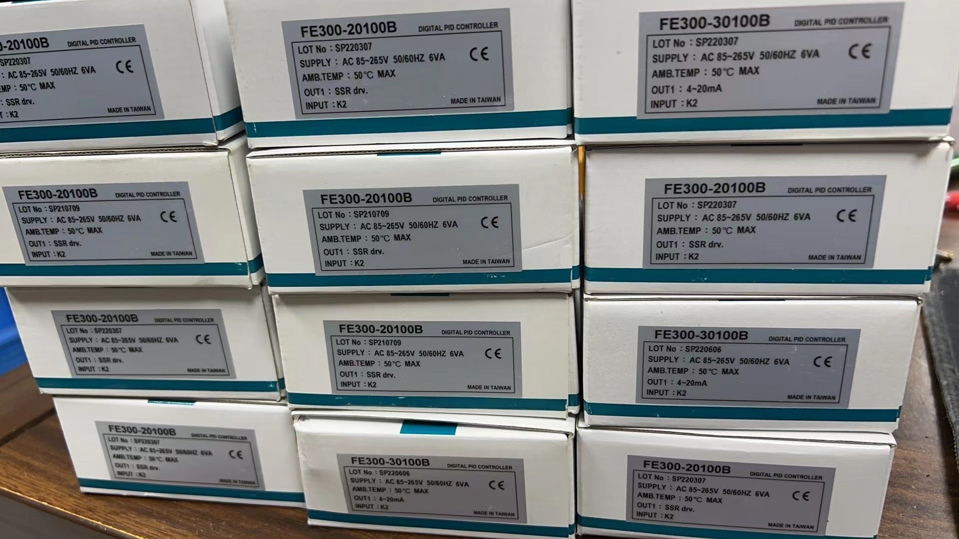1pc new in box freeshipping TAIE FE300-20100B