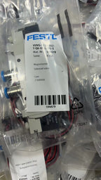 1pc new in box freeshipping Festo VUVG-LK14-B52-T-Q6-1H2L-W1-S  594879