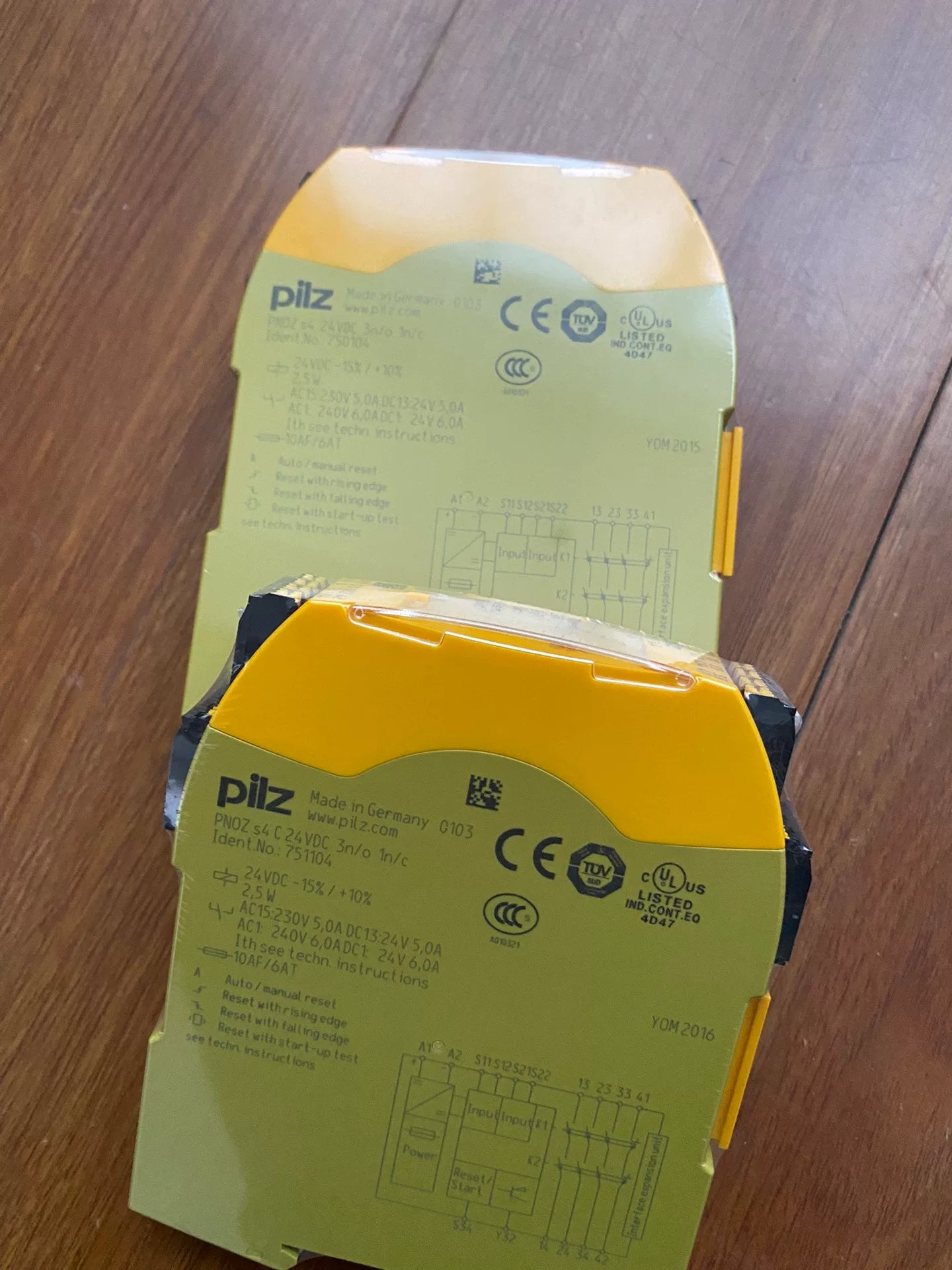 1pc new  PILZ 750104