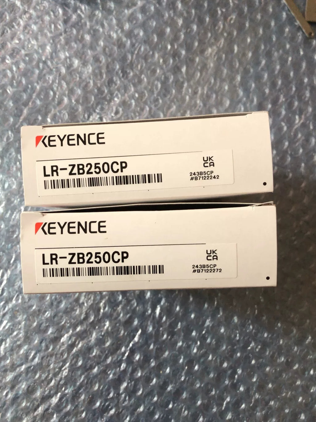 1pc New   KEYENCE LR-ZB250CP