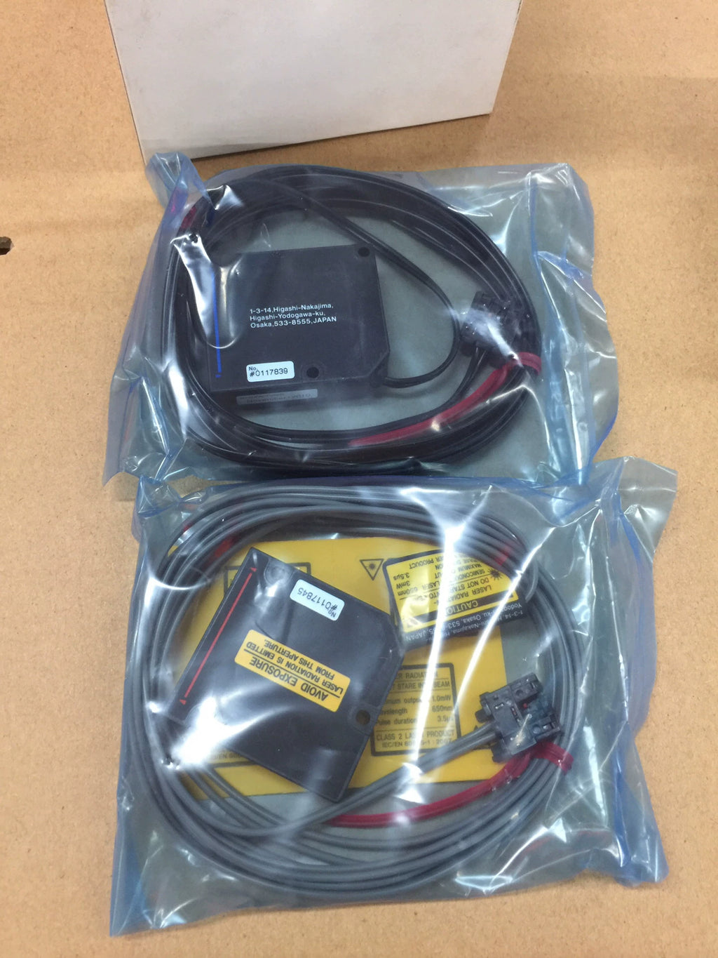 1pc New   KEYENCE LV-H300