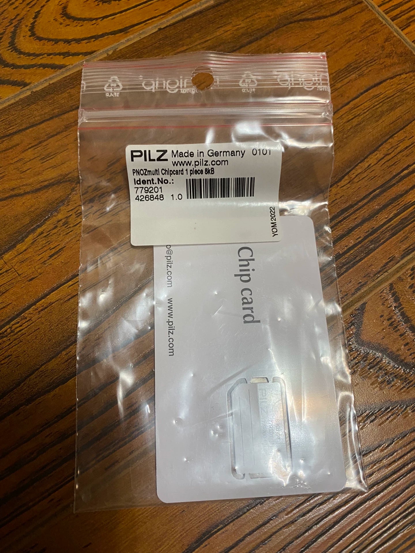 1pc new  Pilz 779201