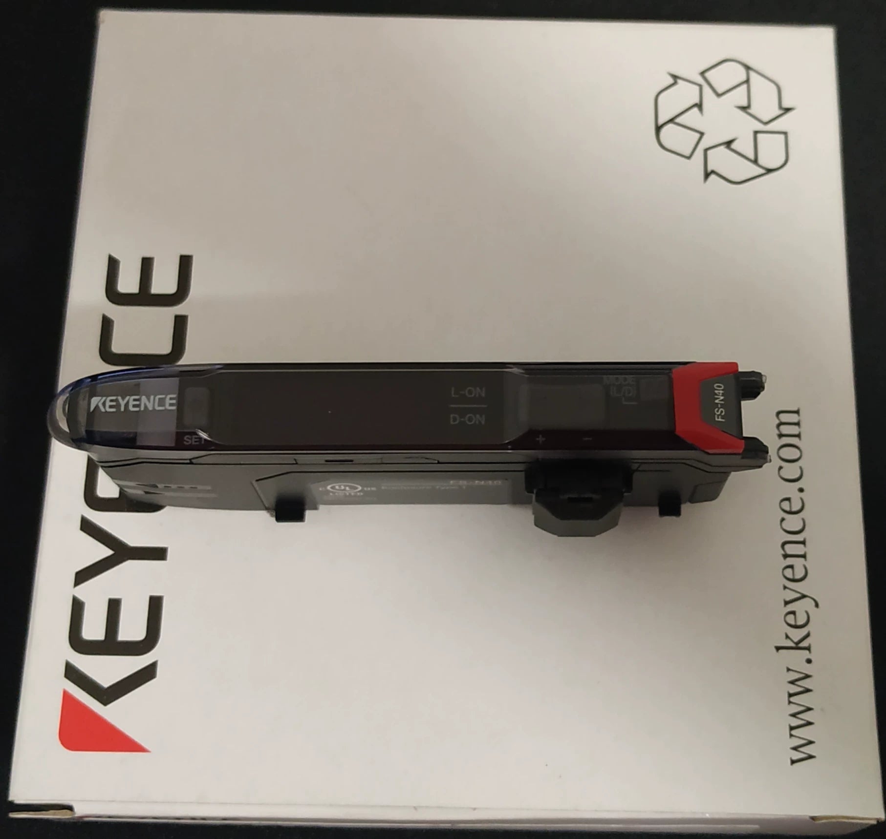 1pc New   KEYENCE FS-N40