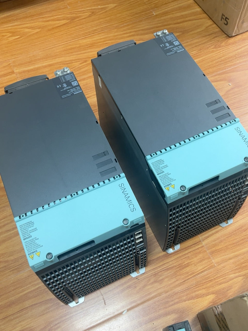 1PC New for Siemenz 6SL3120-1TE28-5AA3