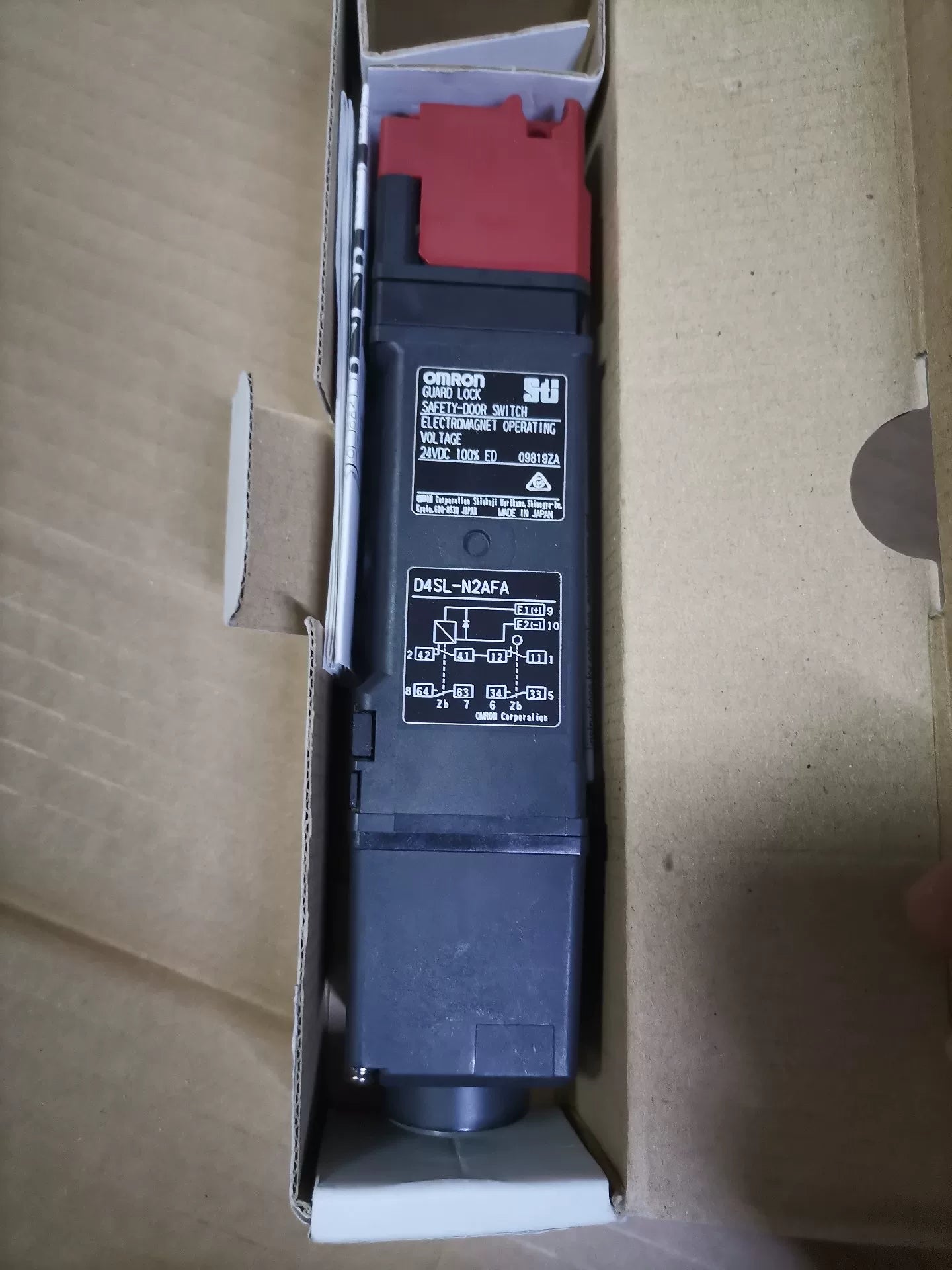 1pc New   Omron D4SL-N2AFA