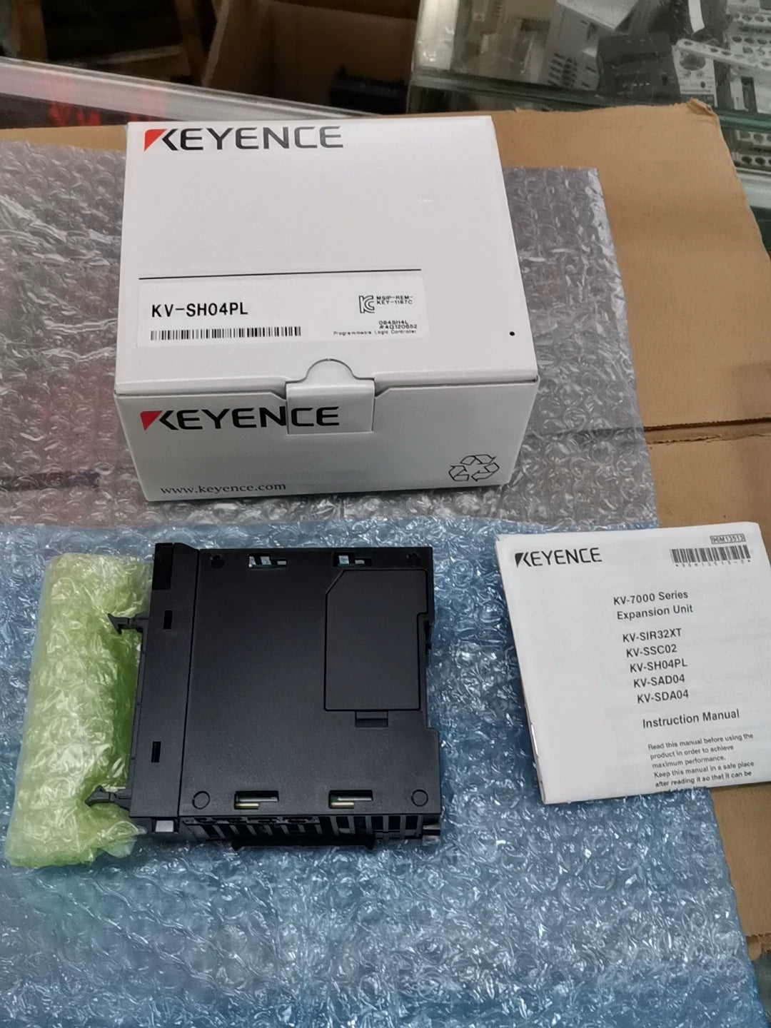 1pc New   KEYENCE KV-SH04PL