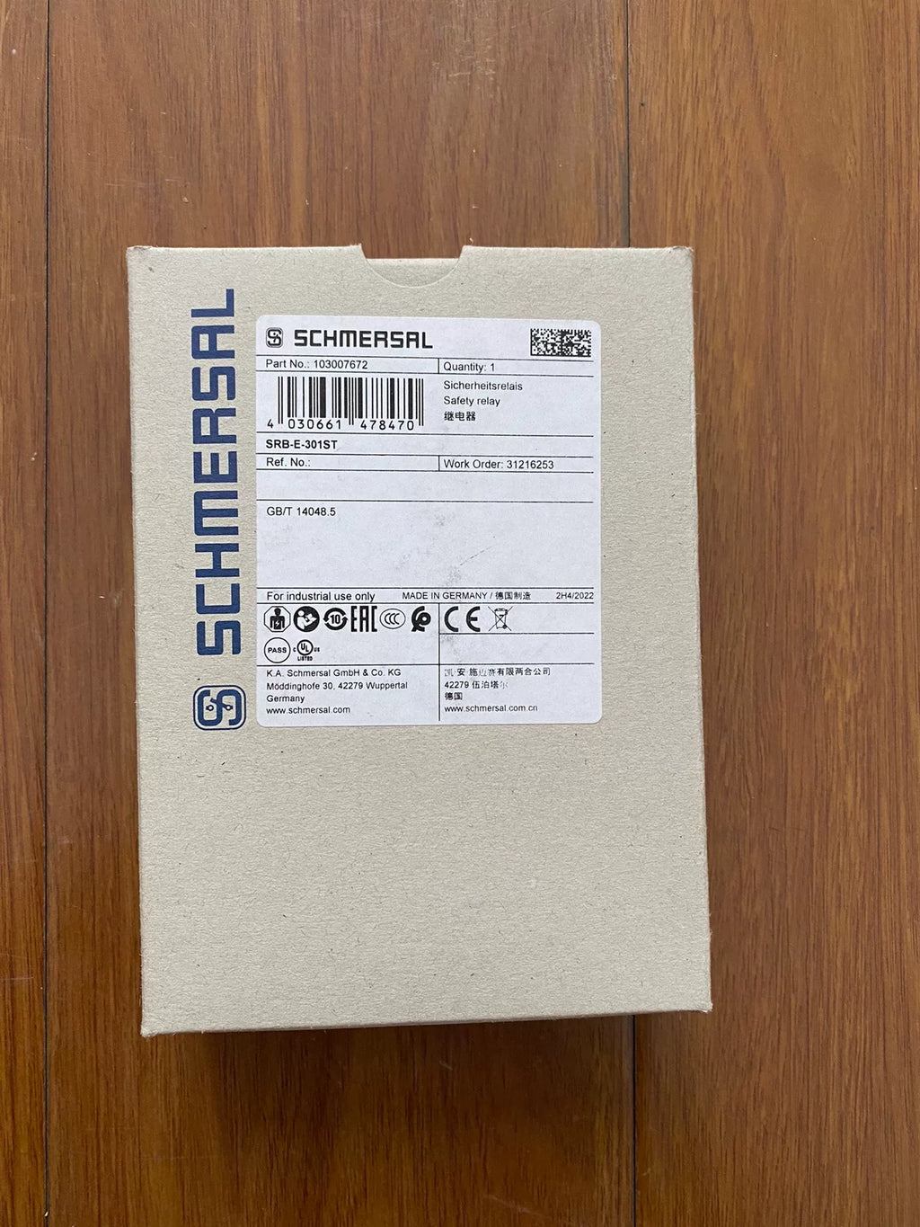 1pc new  SCHMERSAL  schmersal  SRB-E-301ST