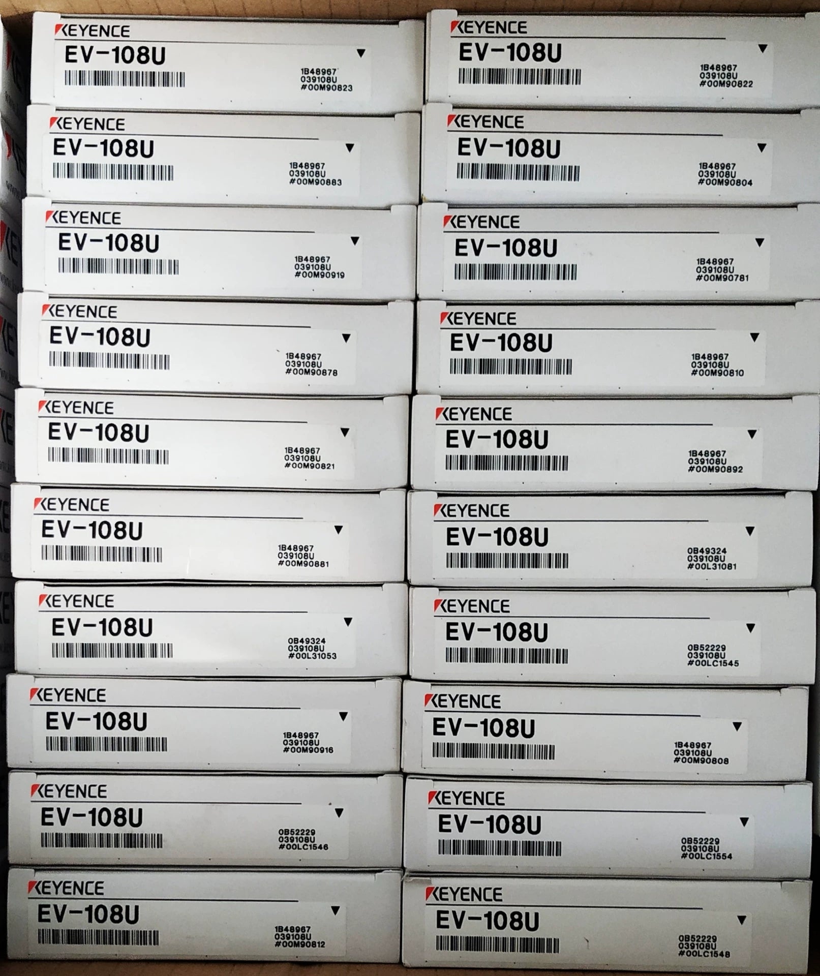 1pc New   KEYENCE EV-108U