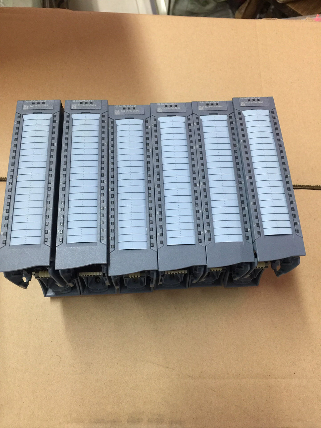 1pc New   SIEMENS 6ES7 522-5HF00-0AB0 6ES7522-5HF00-0AB0