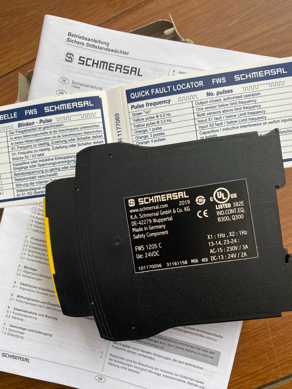 1pc new  SCHMERSAL  FWS1205