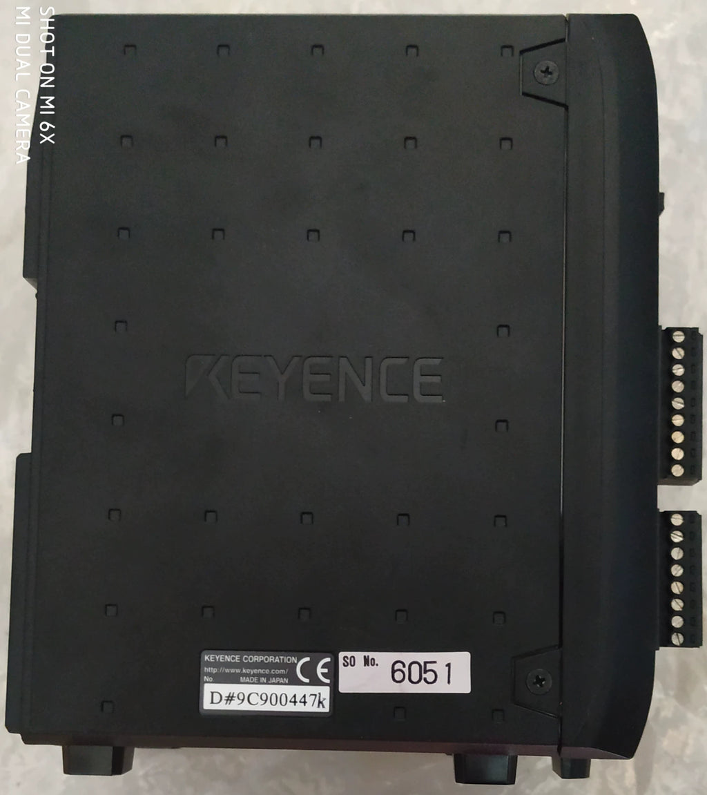 1pc New   KEYENCE CV-3000