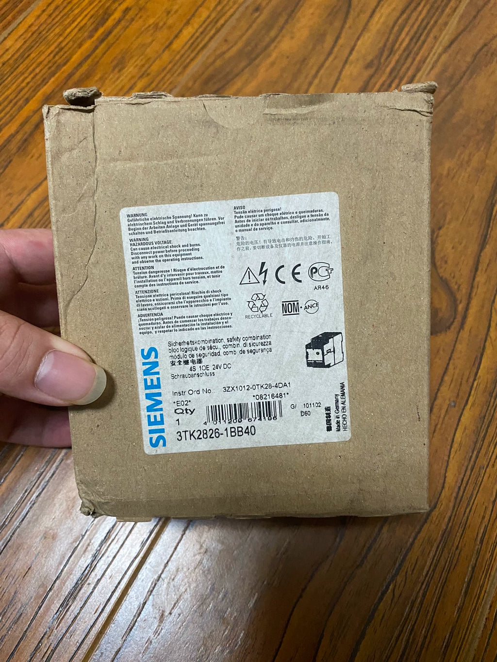 1pc new  SIEMENS 3TK2826-1BB40