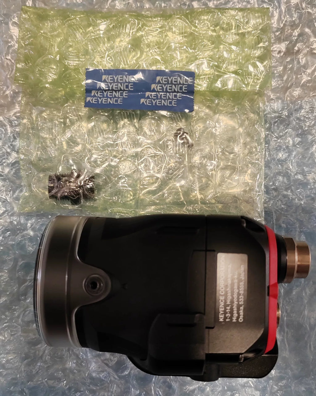 1pc New   KEYENCE IV-500MA