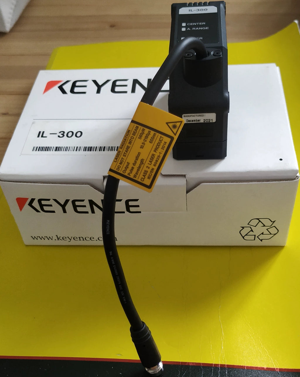 1pc New   KEYENCE IL-300