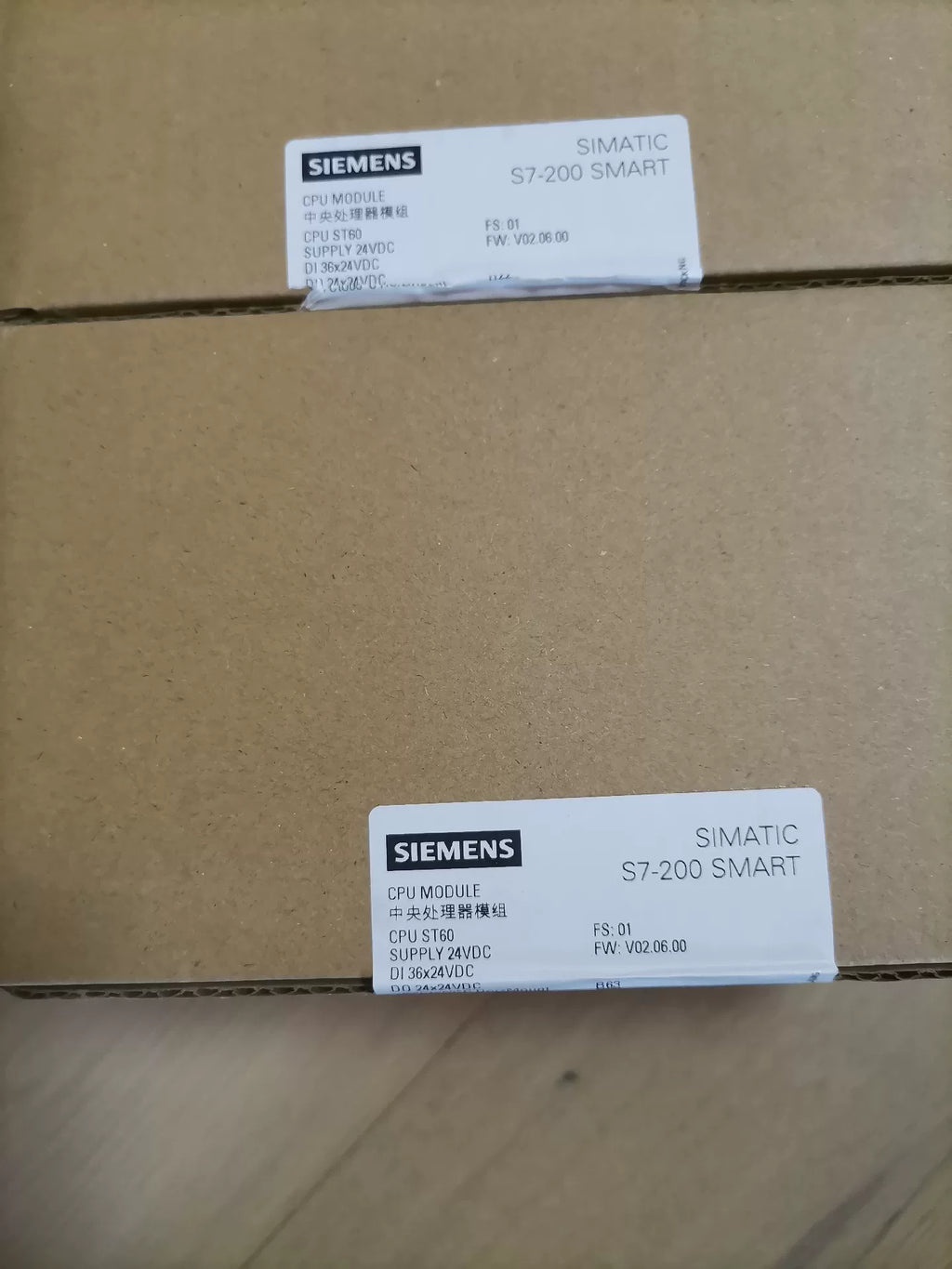 1pc New   SIEMENS 6ES7 288-1ST60-0AA1