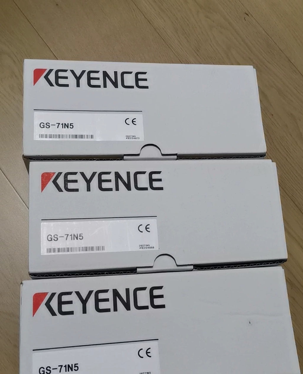 1pc New   KEYENCE GS-71N5